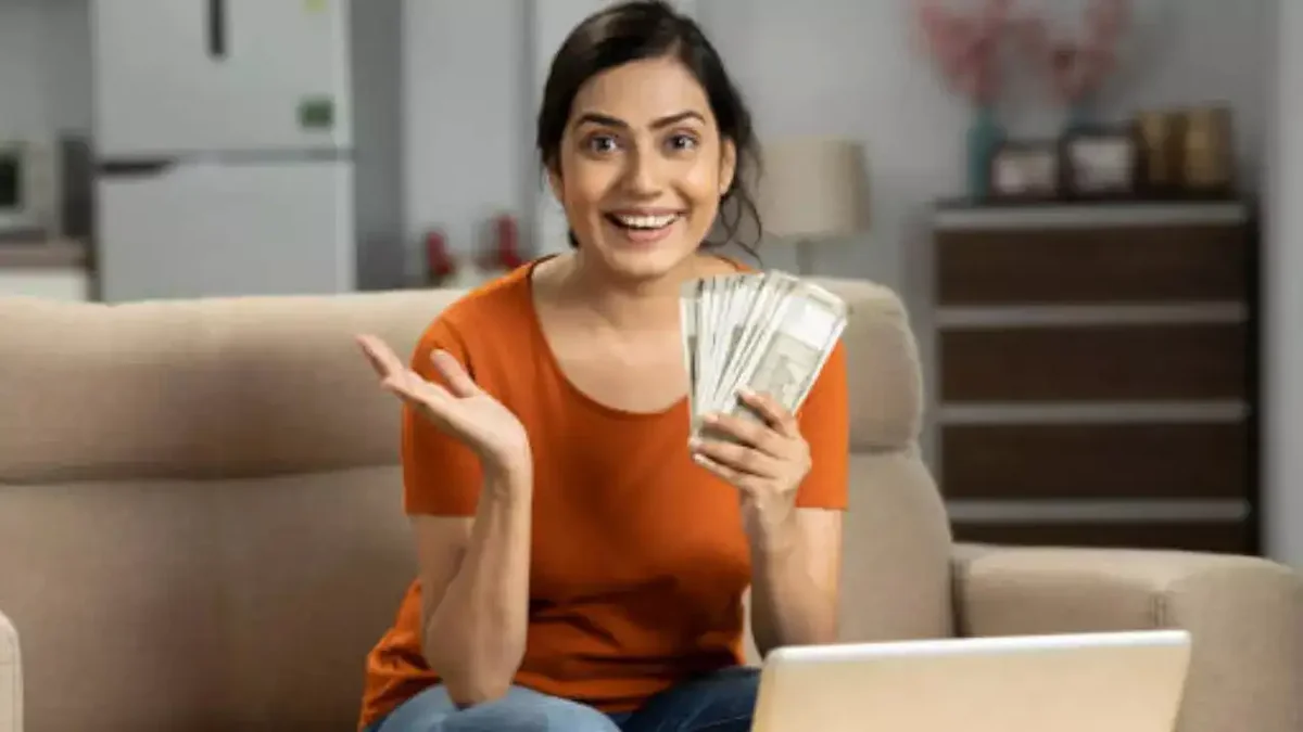 A person creating content for social media, showcasing their lifestyle and brand partnerships.